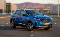 Peugeot 3008 HYBRID 225 automatik