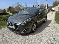 Peugeot 5008 1,6 HDI, 2015. godina, 7 sjedala, registriran godinu dana