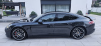Porsche Panamera 4×4 Turbo V8-550ks.