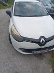 Renault Clio sa pregradom bez stražnje klupe
