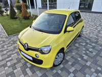 Renault Twingo 1.0 SCe**LIMITED**KLIMA**SERVISNA**ODLIČAN**REG 1 GOD**