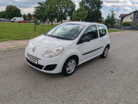 Renault Twingo 1,2, 63000 KM, 2009 GOD, KARTICE DO 36 RATA