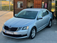 Škoda Octavia 1,6 tdi, 115 ks, servisi, krediti na kartice