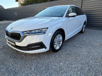 Škoda Octavia 2,0tdi, PRVI VL. SERVISNA KNJIGA