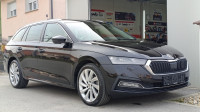 Škoda Octavia Combi 2,0 TDI DSG ***77000km***panorama, head up…