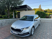 Škoda Octavia Combi 2,0 TDI DSG,STYLE,LED MATRIX,NAV,EL.SJEDALA,SERVIS