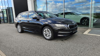 ŠKODA Octavia Combi Selection 2.0 TDI DSG, 2025