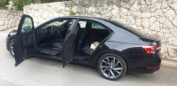 Prodaje se Škoda Superb 2,0 TDI