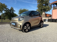 Smart fortwo coupe Smart EQ*NAVI*PANORAMA*R.KAMERA*PDC*LED* ALU*SERVIS