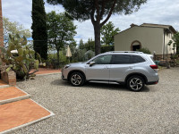 Subaru Forester 2,0i Hybrid