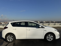 Toyota Auris 1,8 hybrid automatic