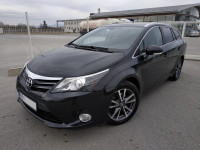 Toyota Avensis 2.0 D-4D, full oprema, reg. 06/2026.