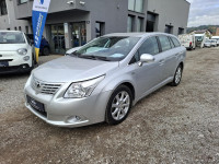 Toyota Avensis Wagon 2,2 D-4D ++AUTOMATIK / rata 80,00EUR/mj / KARTICE