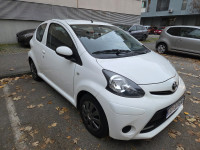 TOYOTA AYGO AUTOMATIK 2012g