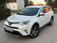Toyota RAV4 2,0 D-4D Originalno stanje!