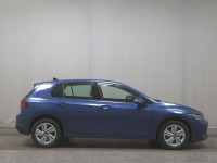 Volkswagen Golf-8 2.0 TDI Life • LED