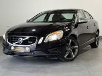 Volvo S60 D4 R-design Xenon navi gr.sj. PDCx2 webasto 18"