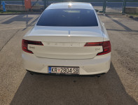 Volvo S90 D4