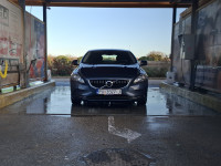 Volvo V40 D2