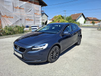 Volvo V40 D2