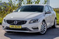 Volvo V60 R-design 150ks Automatik Alcantara Kamera Virtual