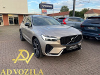 Volvo XC60 B4 Plus Dark *PANO*H/K*360*FULL LED*