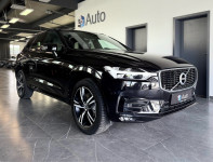 Volvo XC60 D4 •R Design,HuD,Panorama,Harman&Kardon,Kamera,Jamstvo•
