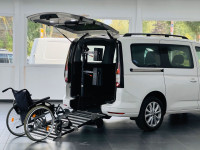 VW Caddy Maxi PRILAGOĐEN ZA INVALIDE S UTOVARNOM RAMPOM