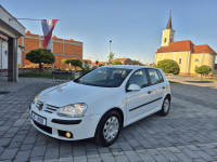 VW Golf 5 1,9 TDI Reg:6/27,Klima,nove gume,2006godina