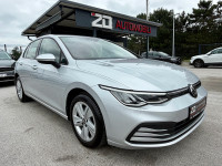 VW Golf 8 1,0 TSI Life *LED* Tempomat Grij.volana Lane Assist Servisna