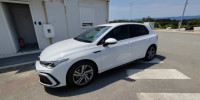 VW Golf 8  R LINE, prvi vlasnik, garancija