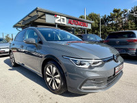 VW Golf 8 2,0 TDI *DSG* Move MATRIX Panorama Head Up Navi KAM Servisna