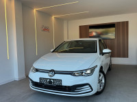VW Golf 8 2,0 TDI Style; Navi; Kamera; Matrix; Reg do 11/26;
