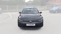 VW GOLF 8 2023 • PREMIUM jamstvo • AutoZubak Rabljena