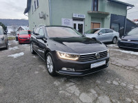 VW Passat 2.0 tdi Highline—DSG—matrix—virtual—kamera—dynaudio
