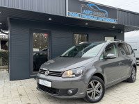VW Touran 1,6 TDI ⭐ CUP ⭐ Navi, Grij.sjed., Euro kuka, Park Pilot