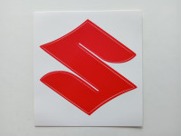 SUZUKI - NOVA ORIGINALNA SAMOLJEPLJIVA NALJEPNICA 10cm x 10cm
