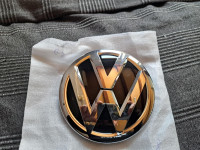 prednji znak golf 7 novo