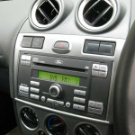 **** Ford Fiesta radio 2008 g ****