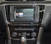 VW MIB 200 autoradio multimedia touch displej  novo