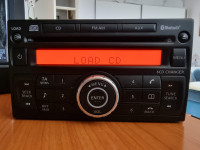 Nissan Clarion PN-3000P auto-radio CD, očuvano, ispravno.