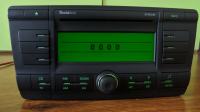 Auto-radio CD player Škoda 1Z0035161B VP4SBF-18C815, potreban kod.