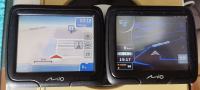 Dvije Mio Moov M300 GPS navigacije navigacija