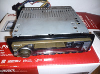 kazetofon AIWA i Sony