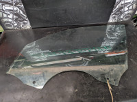 BMW 1 F20 staklo prednje lijevo