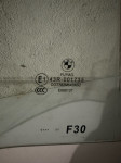 Bmw f30 staklo od zadnjih desnih vrata