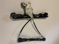 e87 serija 1 vodilica prozora + motor PREDNJI DESNI bmw 7067796 7138 4