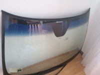 prednja šajba volvo