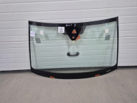 NOVA prednja sajba VW Golf 8 kamera senzor Pilkington 8650AGACMVZ1D 20