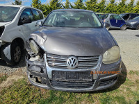 PREDNJA ŠAJBA VW JETTA 3